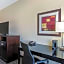 La Quinta Inn & Suites by Wyndham Denver Gateway Park