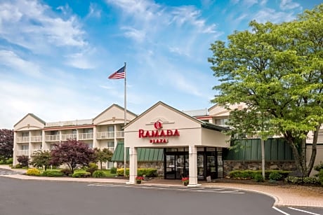 Ramada Plaza by Wyndham Portland