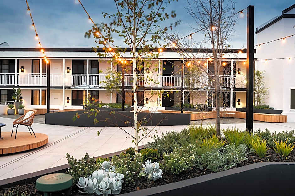 Tradewinds Hotel and Suites Fremantle