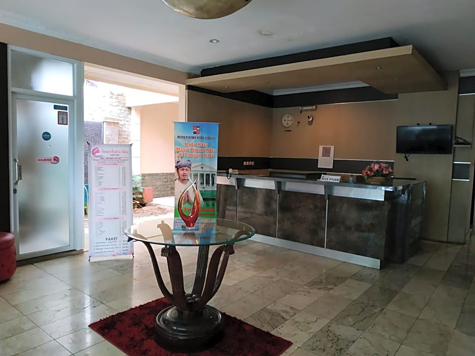 SPOT ON 3858 Elsana Transit Hotel