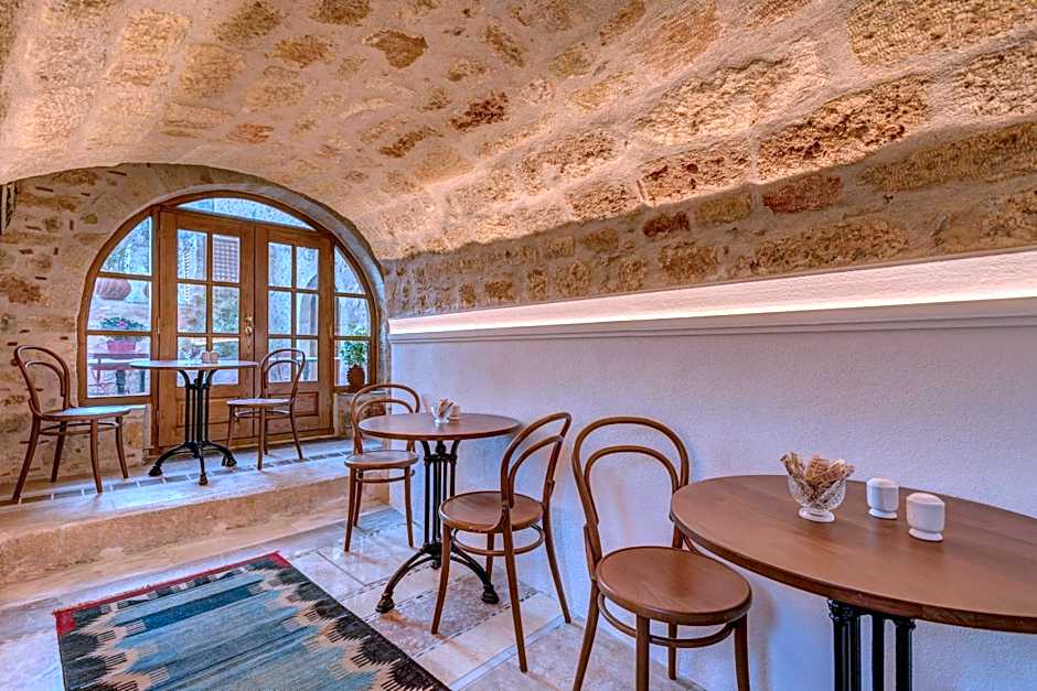 Malvasia Traditional Hotel