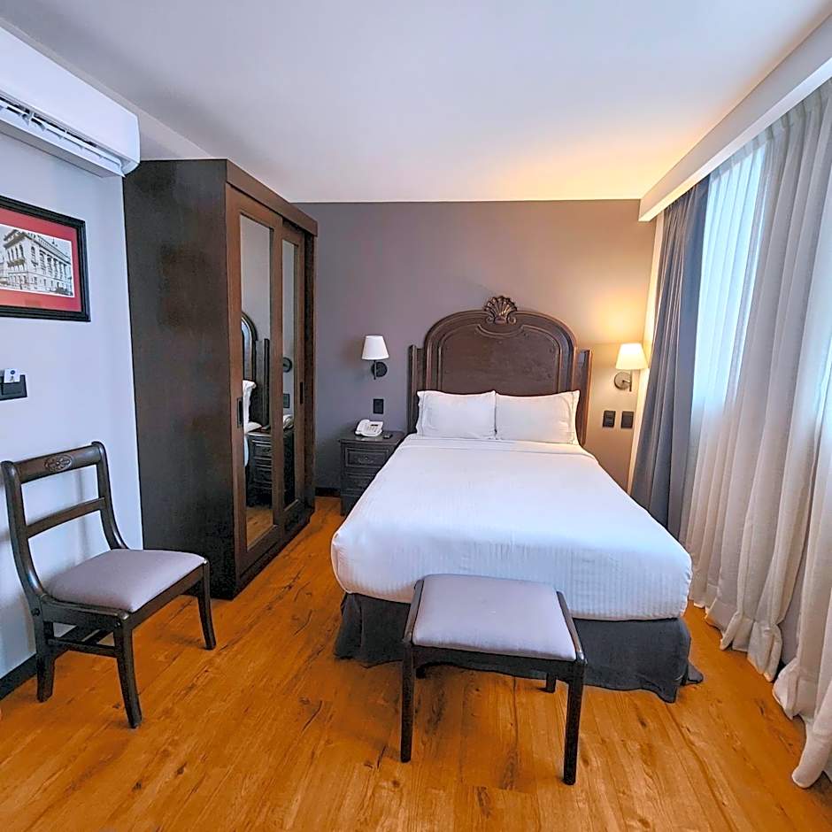 Hotel Canada