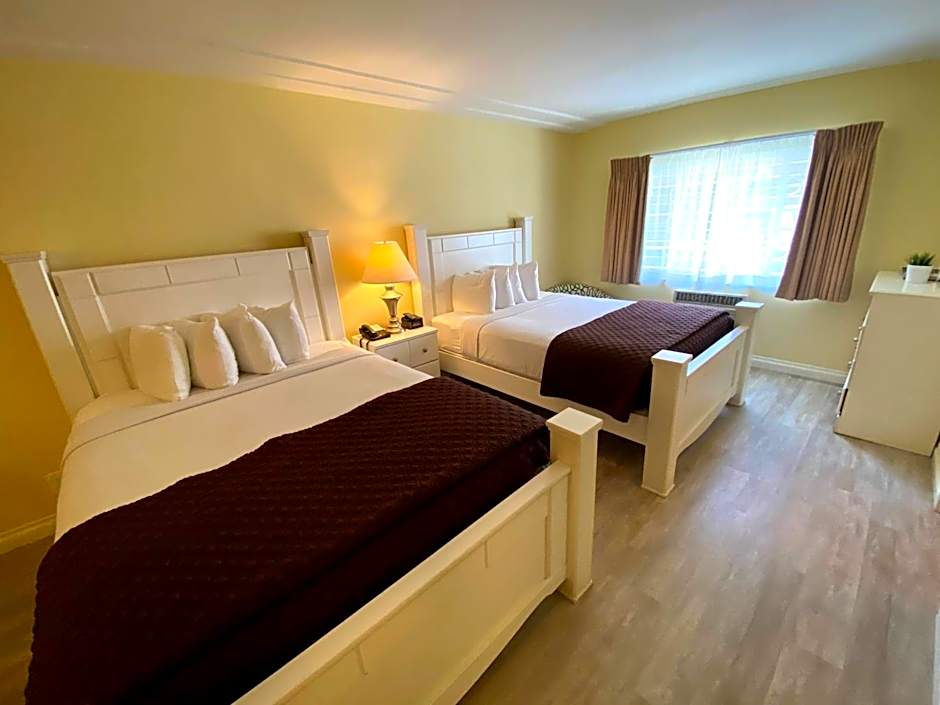 Hollywood Celebrity Hotel