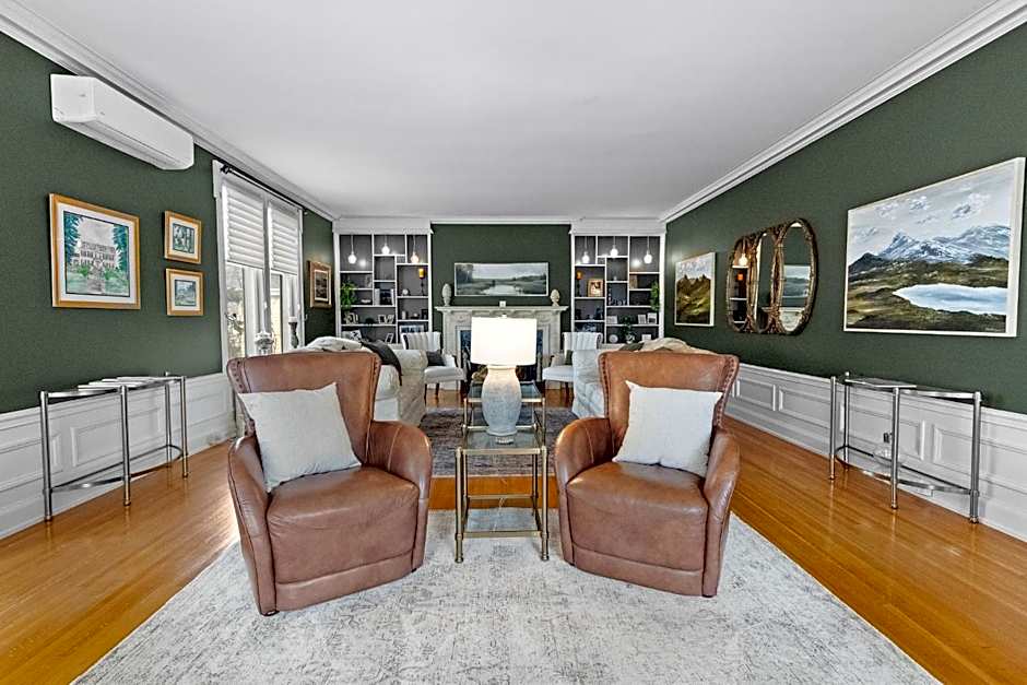 Salyards Mansion - Boutique Collection by Heirloom – Duluth, MN