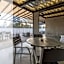 L101 New Building Studio Apt with AC Rooftop