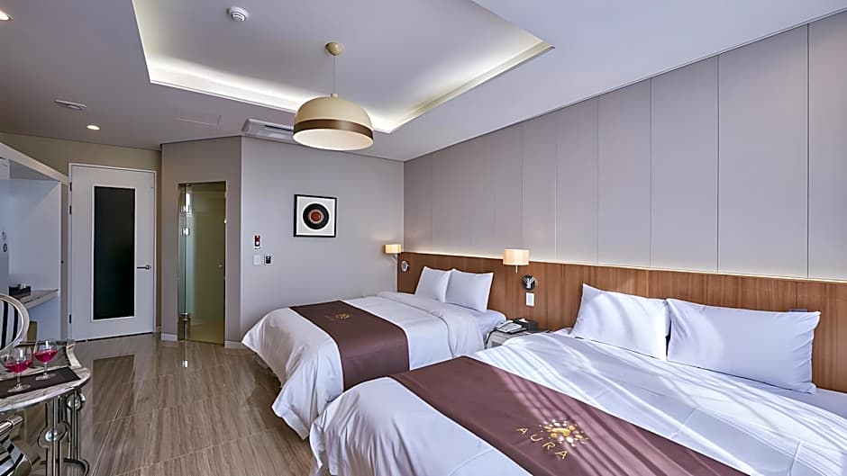 Aura Business Hotel