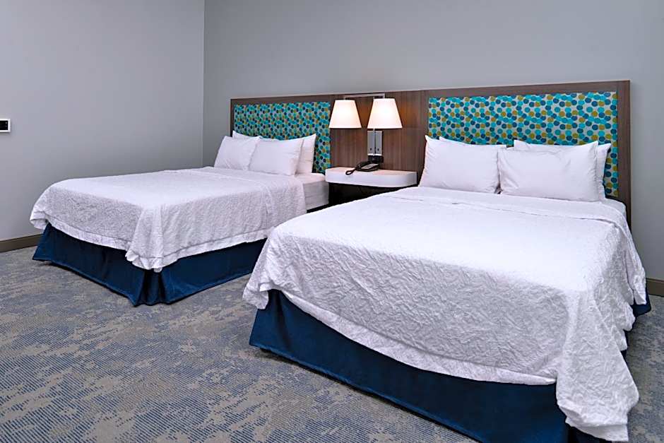 Hampton Inn By Hilton Cedar Falls Downtown, IA