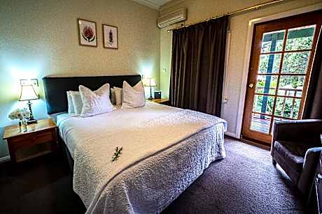 King Room - Non-Smoking