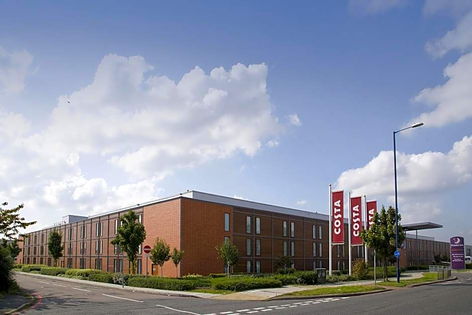 Premier Inn London Heathrow Airport T2 & T3 - Bath Road