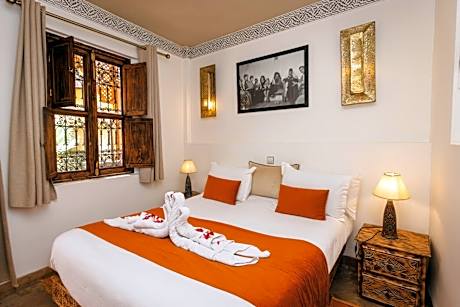 Deluxe Suite (Located in Terrace)
