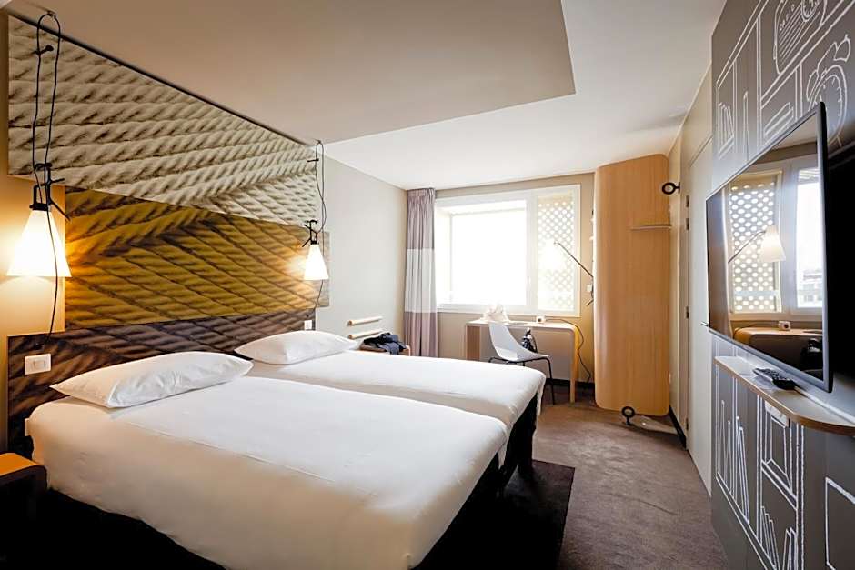 ibis Lyon Carre De Soie