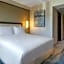 Hilton Geneva Hotel & Conference Centre