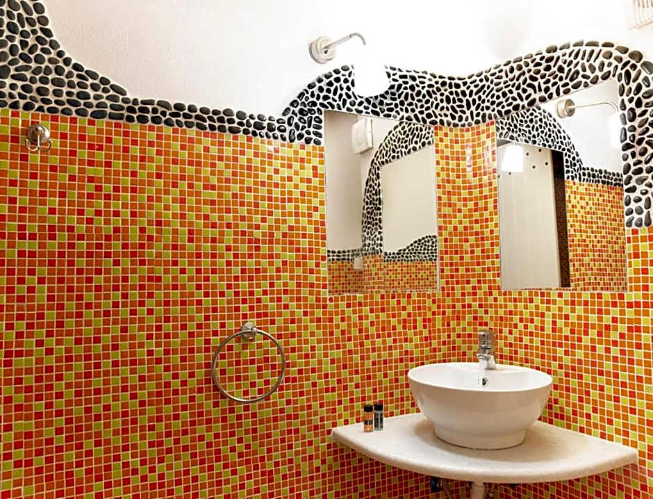 Suites Of The Gods Cave Spa Hotel