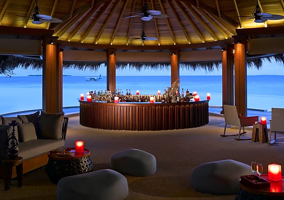 Dusit Thani Maldives