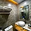 Jinsheng Hotel (Guangzhou Xiancun Metro Station)