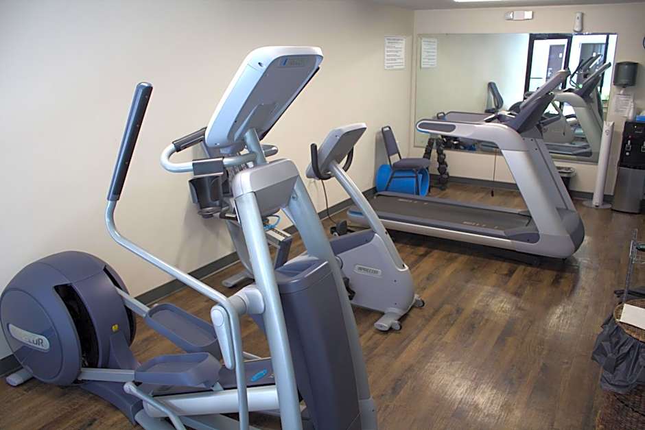 Clarion Pointe Statesville