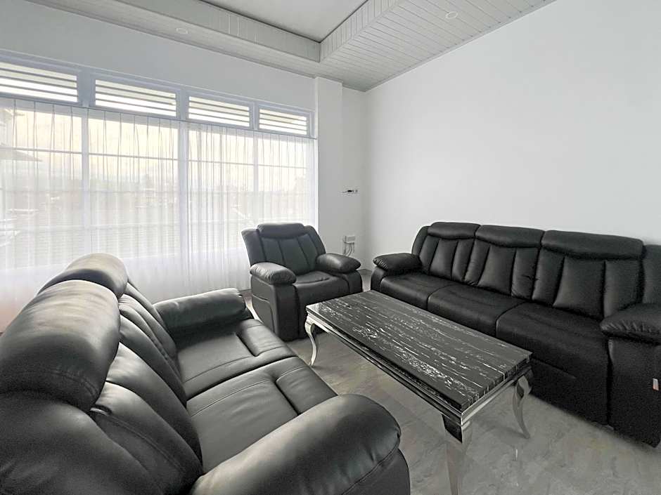 RedDoorz Syariah at Prisma Homestay