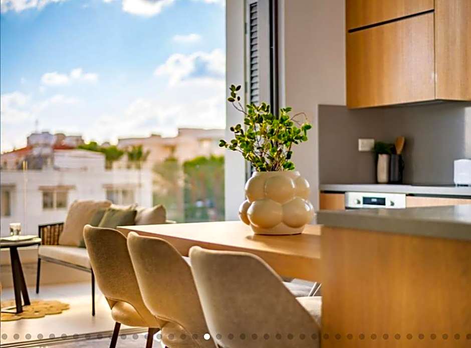 Olive Shared Pool Apartments