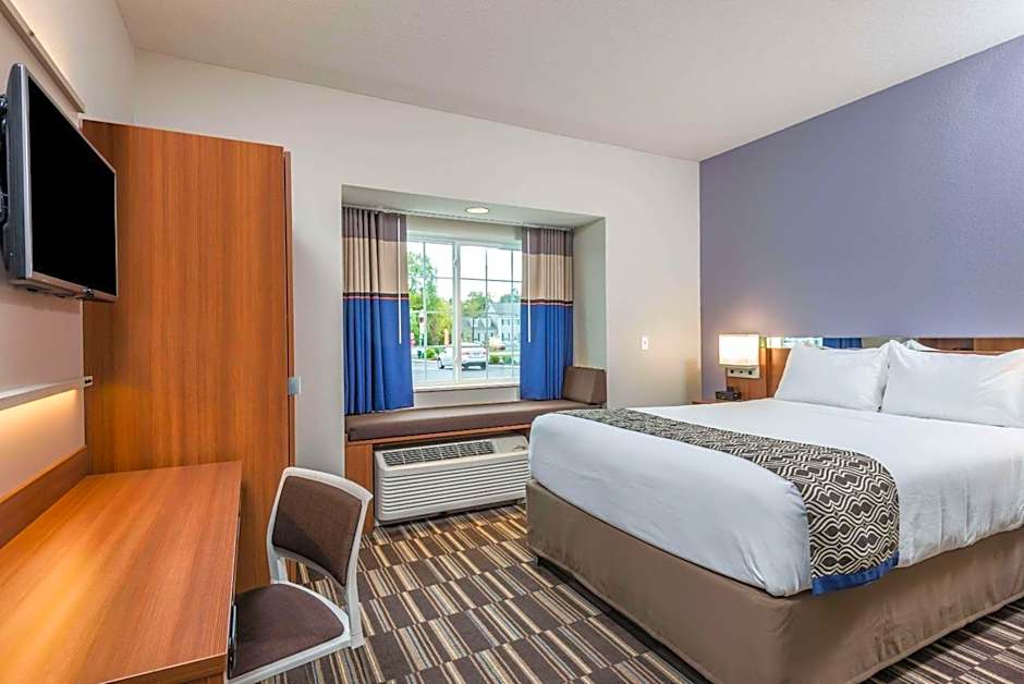Microtel Inn & Suites By Wyndham Altoona