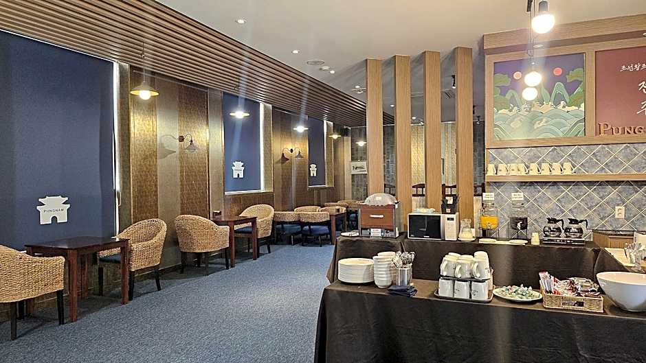 Pungnam Tourist Hotel