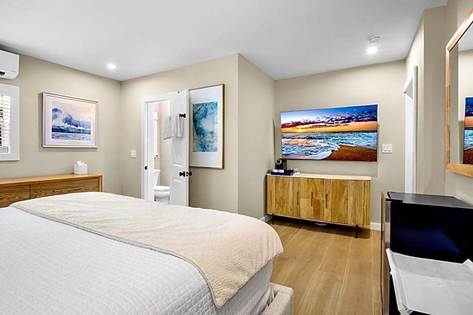 Haley's at Anna Maria Island Inn