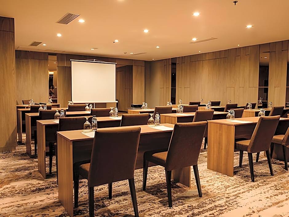 The Excelton Hotel Palembang