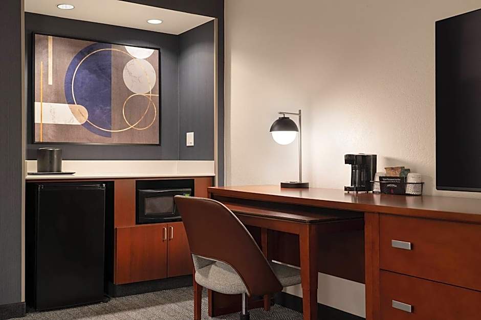 Courtyard by Marriott Palm Springs