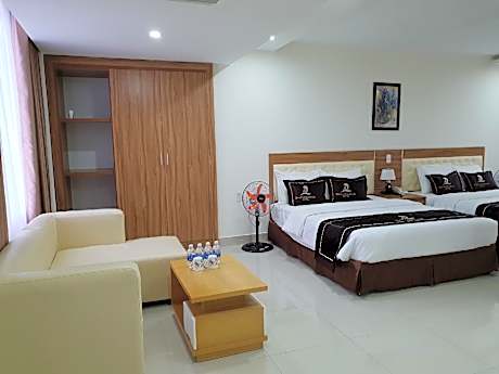 Connecting Rooms for 8 People - Non-Smoking