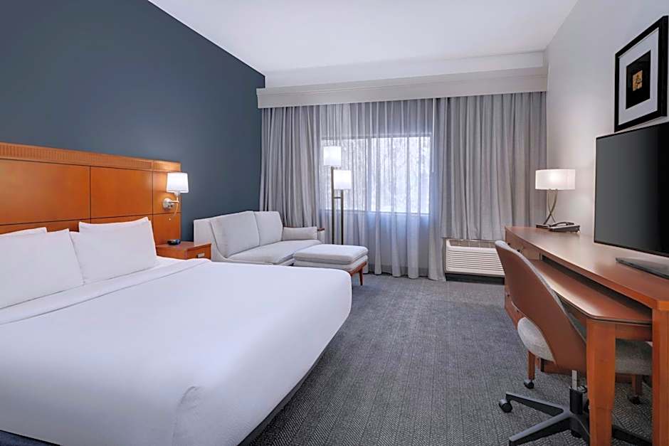 Courtyard by Marriott Tampa North/I-75 Fletcher