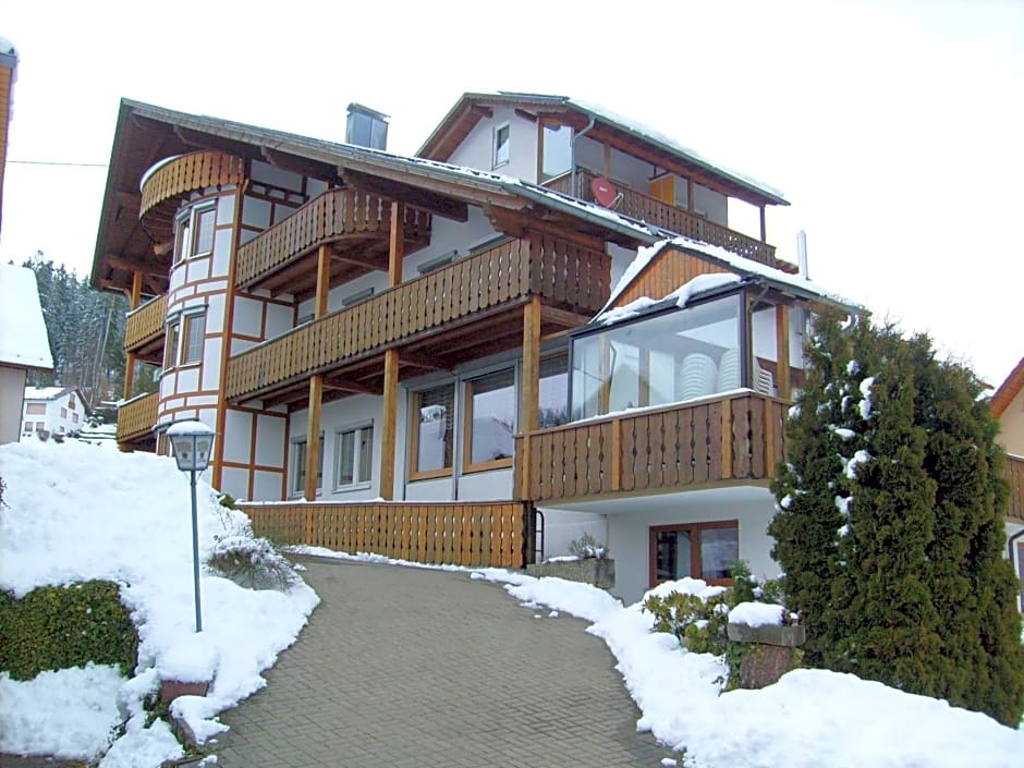 Schwarzwald-Gasthof Hirsch