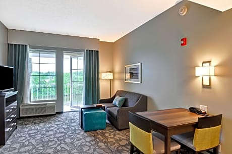 1 King Bed 1 Bedroom Suite Balcony River View