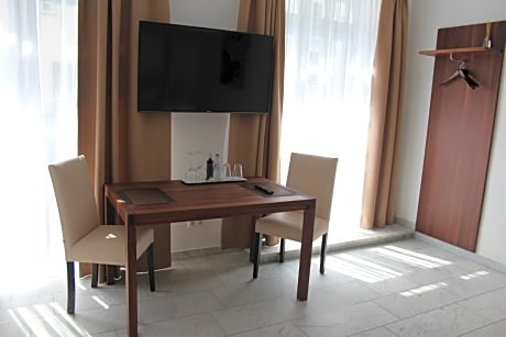 Deluxe Apartment - Annex, Apartment 7