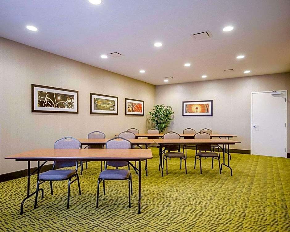 Comfort Inn Ferdinand