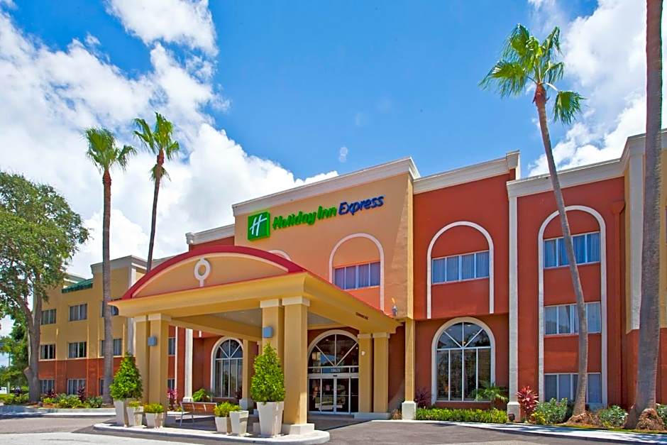 Holiday Inn Express Hotel Clearwater East - ICOT Center By IHG