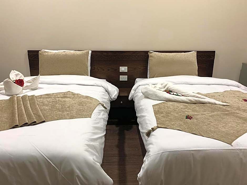 Miramar Talaat Harb Square