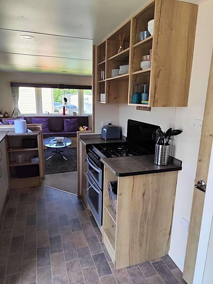 STATIC CARAVAN HOTEL in EDINBURGH