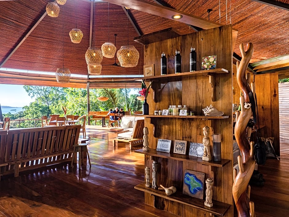 La Loma Jungle Lodge And Chocolate Farm