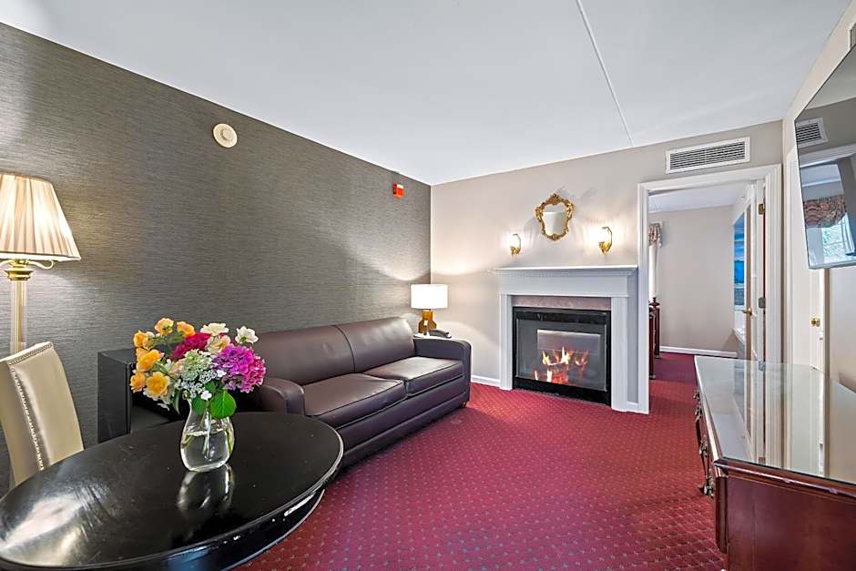 John Carver Inn & Spa