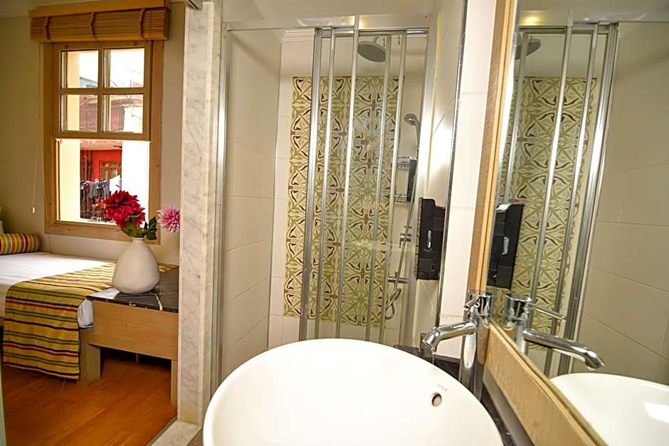 Alp Pasa Gazetta - Special Class