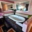 OYO Hotel Edgebrook Chicago North Shore