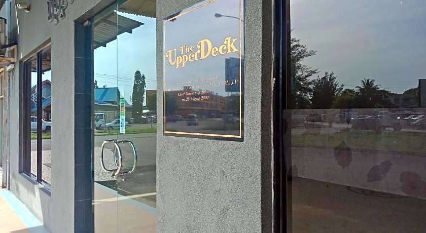 The Upper Deck Hotel