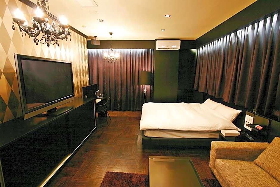 HOTEL EVERMORE -Adult Only-