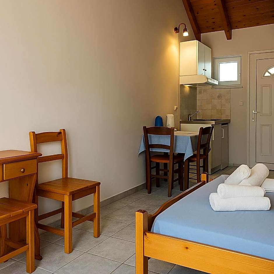 Blue Lake Holiday Homes - Keri Summer Escape