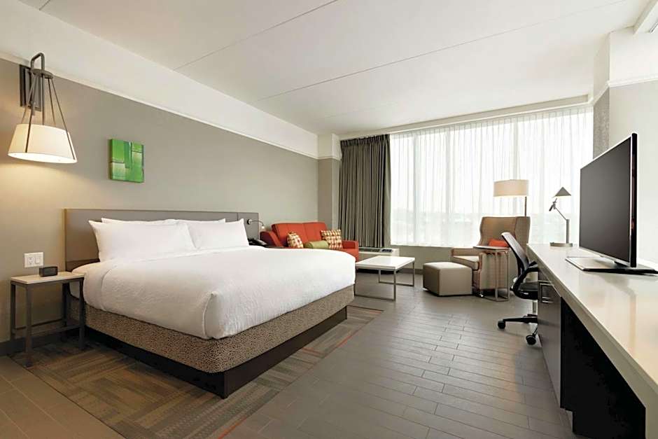 Hilton Garden Inn Calgary Downtown
