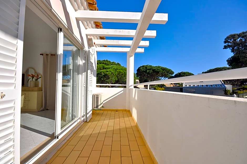 Charming Villa, Private Pool, Walking Distance to Centre, Free AC Wifi