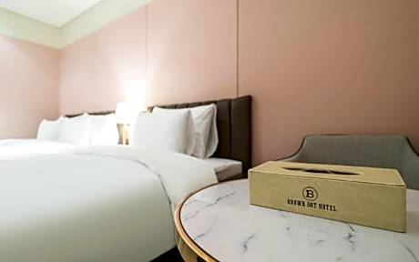 Economy Twin Room