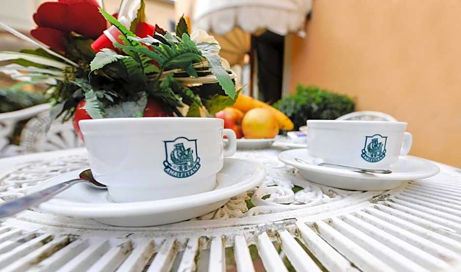 Hotel Amalfitana