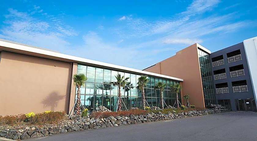 Tops10 Villa De Aewol