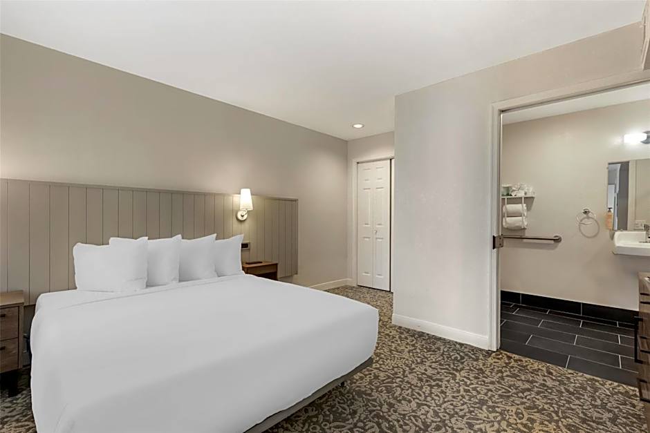 Sonesta ES Suites Dulles Airport
