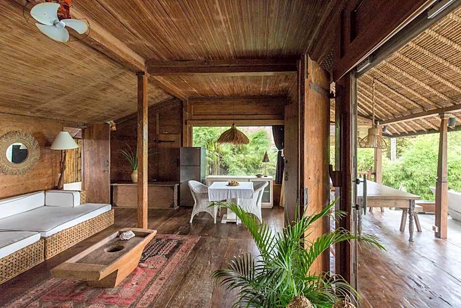 Sejuk Beach Villas